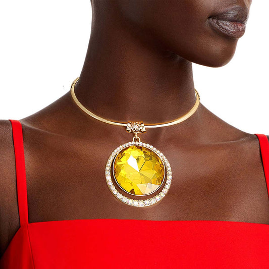 Round Yellow Halo Pendant Set